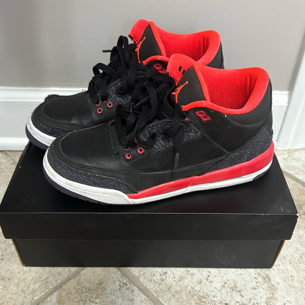 Jordan Crimson 3s